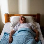 Jʼai 49 ans et je dors enfin comme un bébé : un geste que je faisais à lʼenvers depuis 20 ans